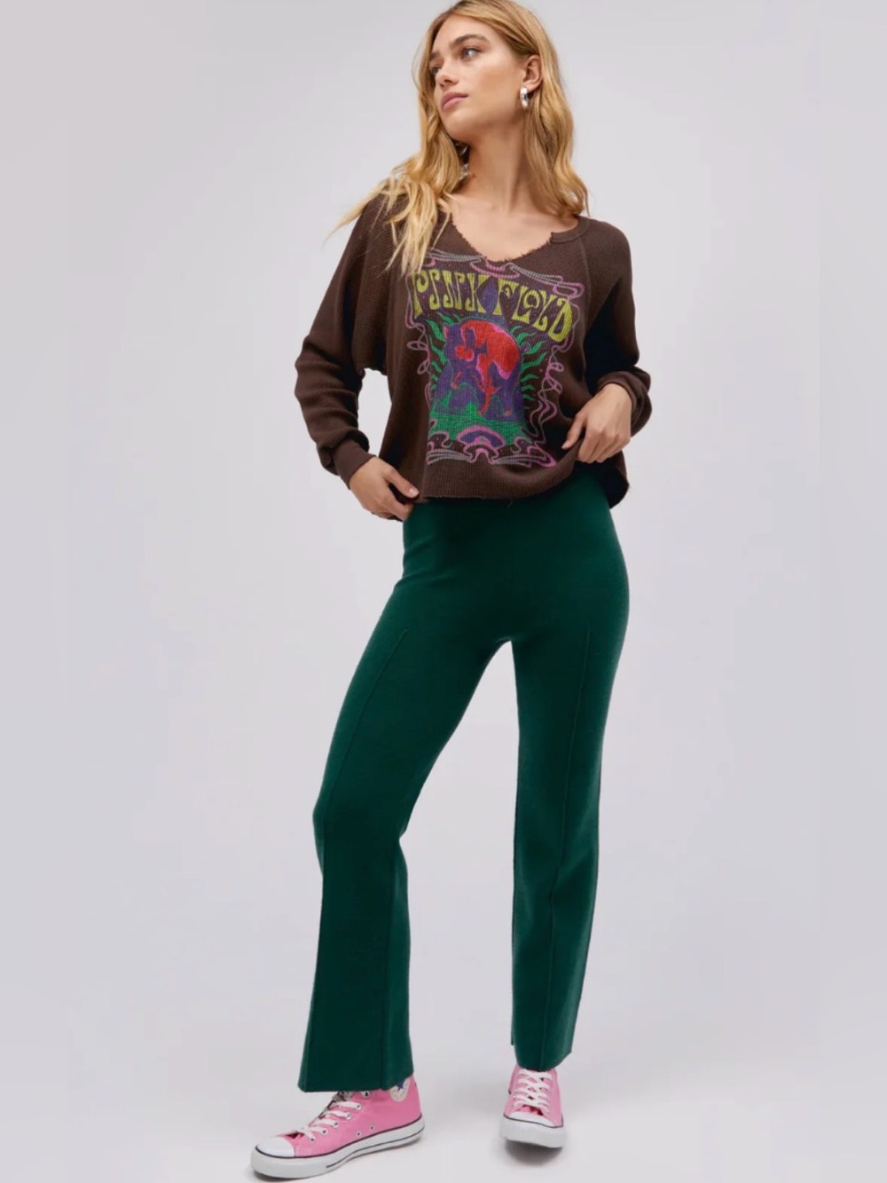 Daydreamer flare knit pintuck pants in dark green color. New